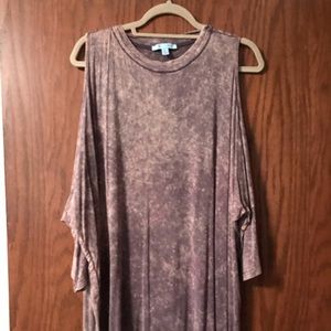 She + Skye Cold-shoulder Oversized Shirt